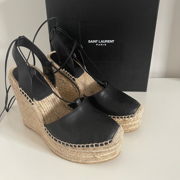 AUTHENTIC YSL WEDGES - Picture 4 of 11